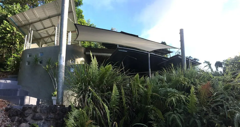 Earthship Daintree Villa Cow Bay
